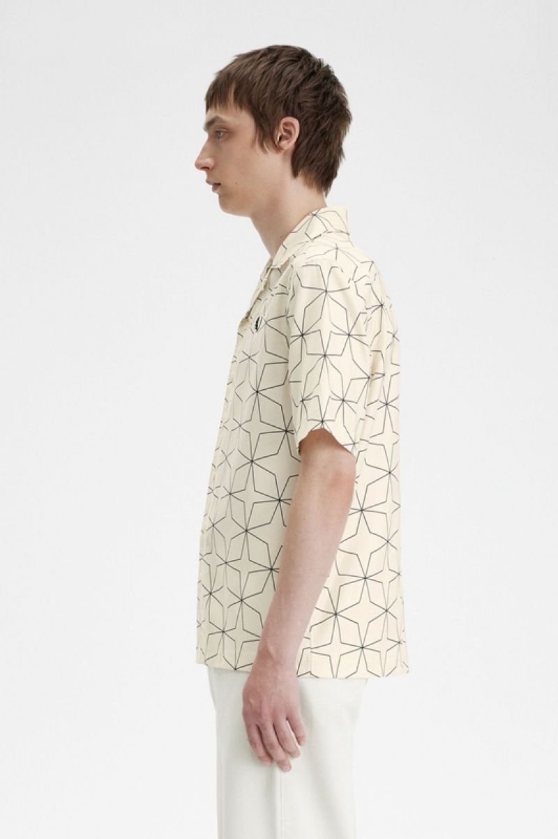 Fred Perry Geometric Print Revere Collar Men's Shirts White | SQE-308265