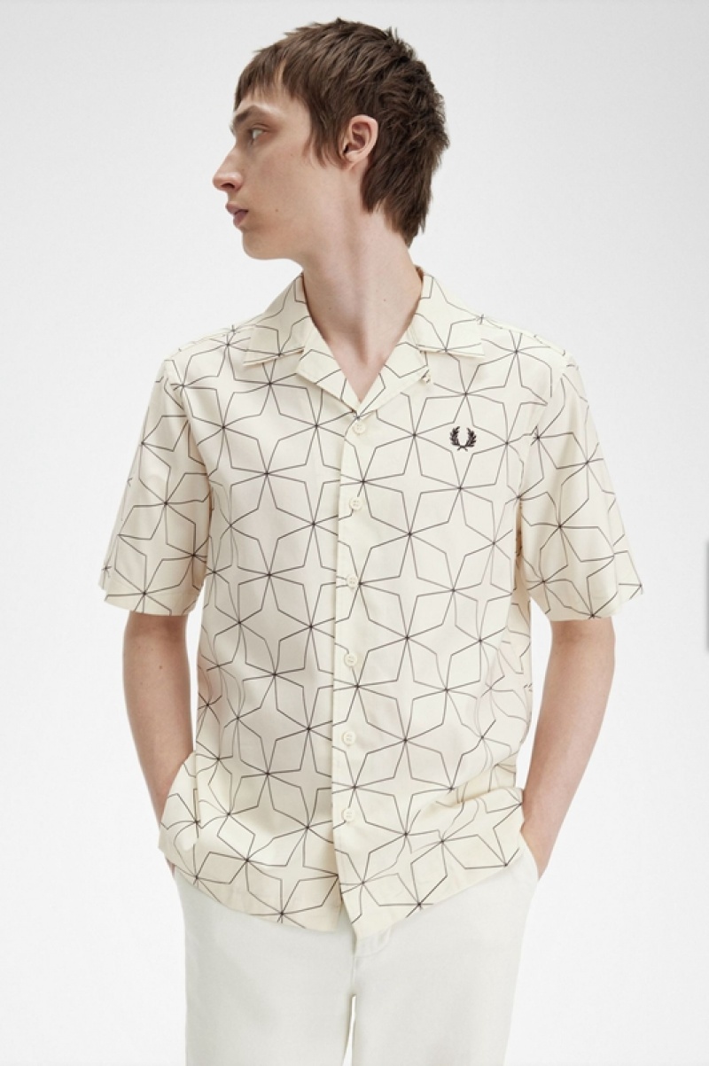 Fred Perry Geometric Print Revere Collar Men's Shirts White | SQE-308265