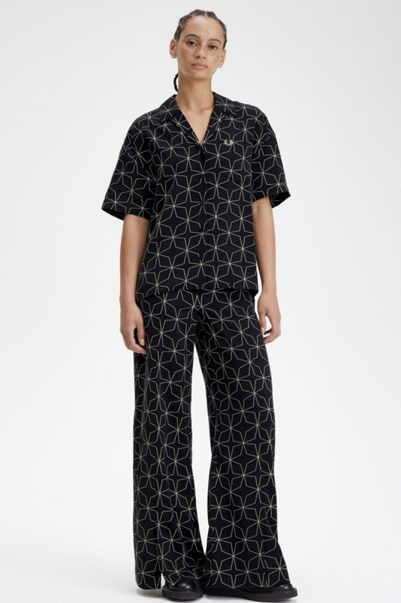 Fred Perry Geometric Print Women's Pants Black | INE-542869