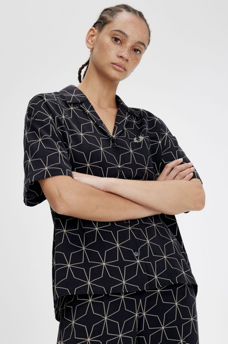 Fred Perry Geometric Print Women's Shirts Black | POH-819204