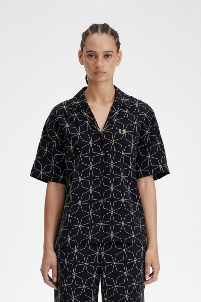 Fred Perry Geometric Print Women\'s Shirts Black | POH-819204