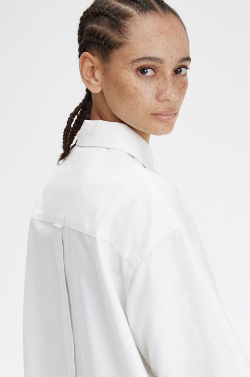 Fred Perry Placket Detail Women's Shirts White | PUV-642981