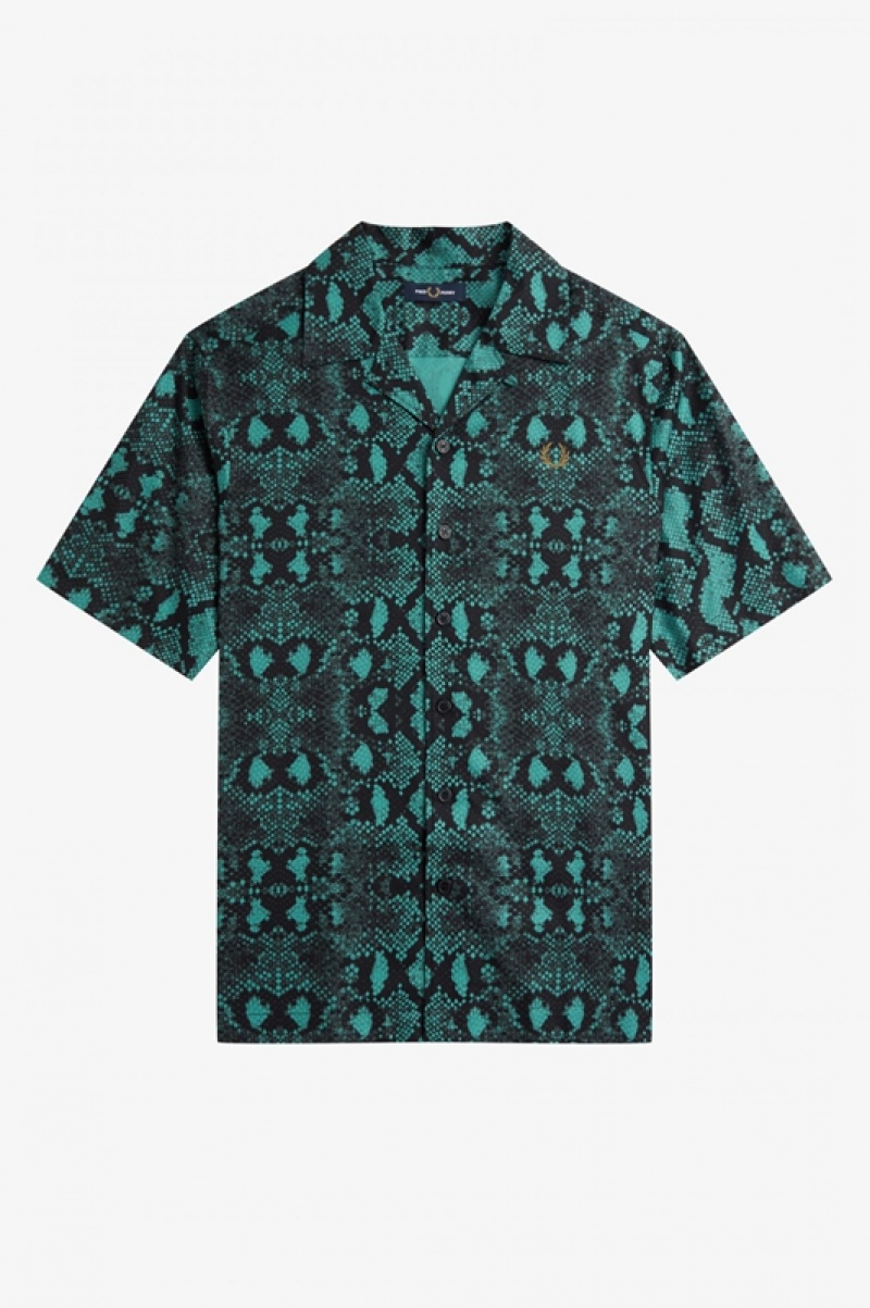 Fred Perry Snake Print Revere Collar Men's Shirts Deep Mint | MCY-837124