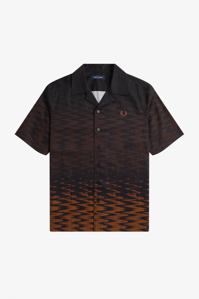 Fred Perry Wave Graphic Revere Collar Men's Shirts Black | AQP-306792